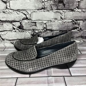 Dansko Debra Houndstooth Gray Black Suede Leather Pump Clog Shoes Women Sz 40 EU
